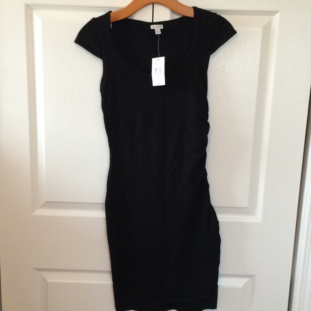 Guess rouched sweater black dress form fitting